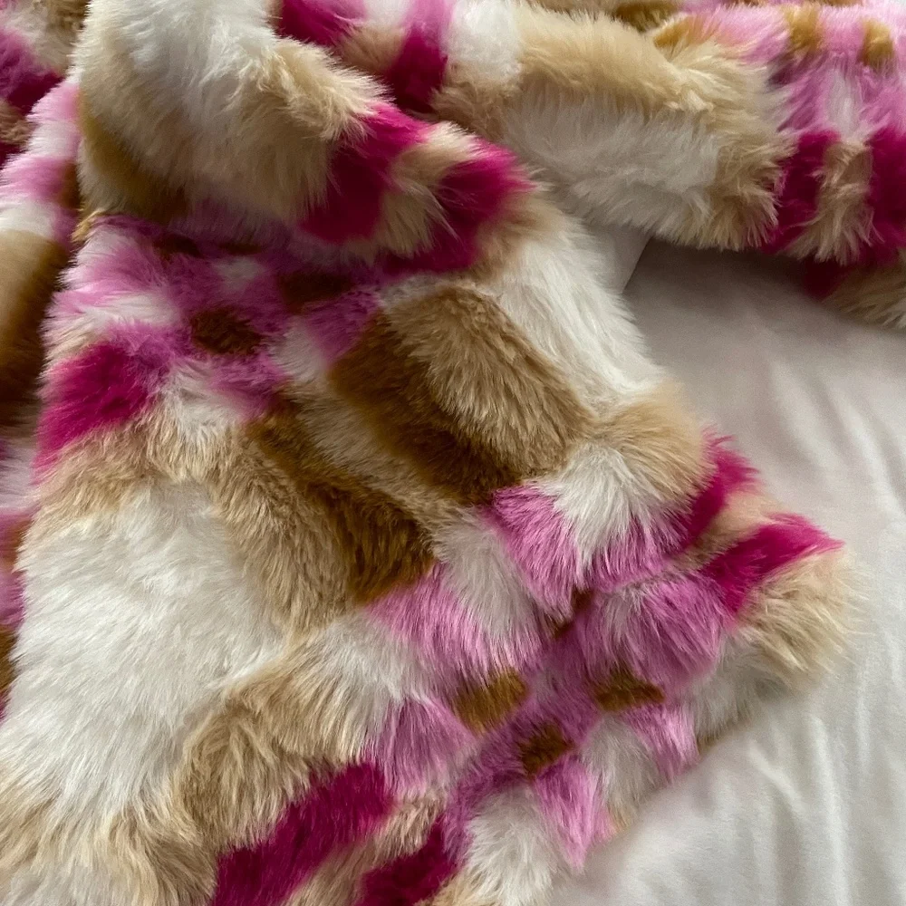 Anthropologie LILOU JACQUARD PLAID FAUX FUR THROW BLANKET Ivory Pink 50